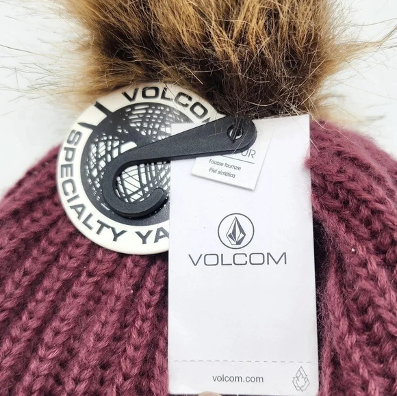 Volcolm Lula Burgundy Beanie NWT - Picture 4 of 6